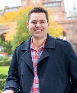 Dr Andrew Welfle